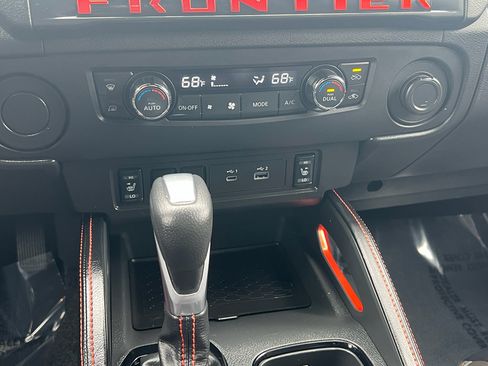 Used 2025 Nissan Frontier Pro-X w/ Pro Premium Package RWD image 27