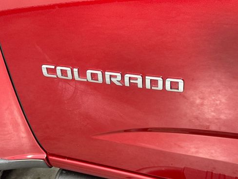 Used 2019 Chevrolet Colorado Z71 AWD/4WD image 25