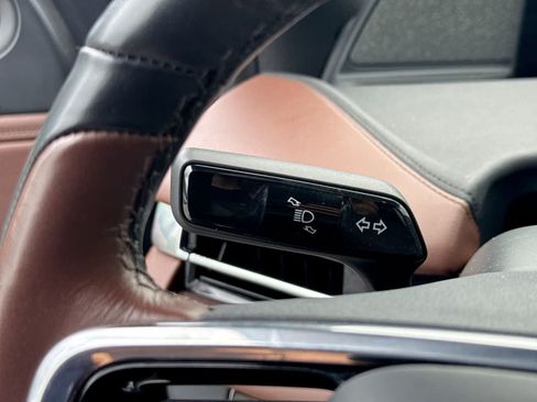 Used 2025 Lincoln Navigator Reserve AWD/4WD image 33