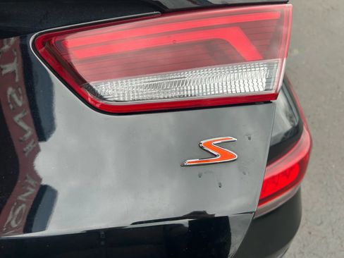 Used 2019 Kia Optima S w/ S Panoramic Sunroof Package image 22