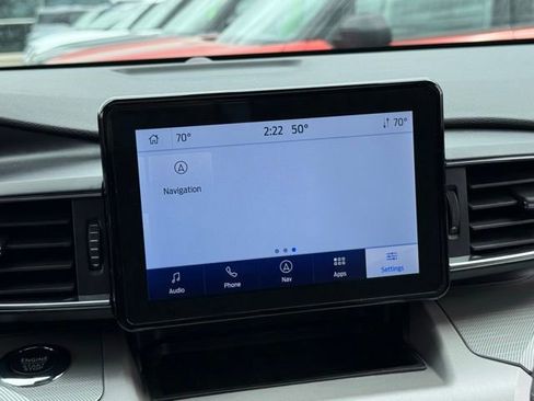 Used 2023 Ford Explorer XLT w/ Equipment Group 202A AWD/4WD image 28