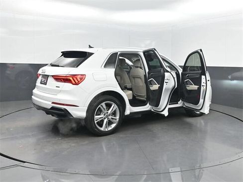 Used 2019 Audi Q3 2.0T Premium Plus w/ Premium Plus Package image 39