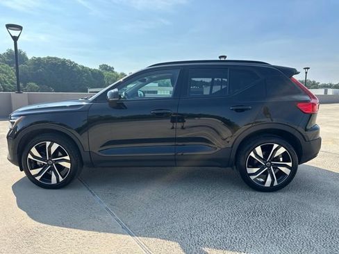 Certified 2024 Volvo XC40 B5 Plus w/ Protection Package Premier AWD/4WD image 5