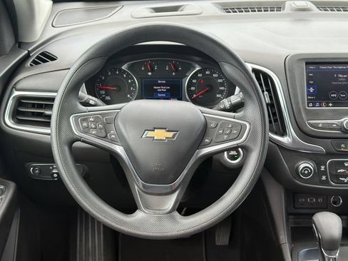 Used 2022 Chevrolet Equinox LT FWD image 23