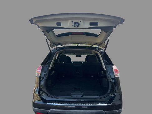 Used 2016 Nissan Rogue SV AWD/4WD image 15
