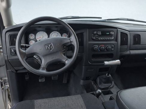 Used 2003 Dodge Ram 3500 Truck SLT AWD/4WD image 5