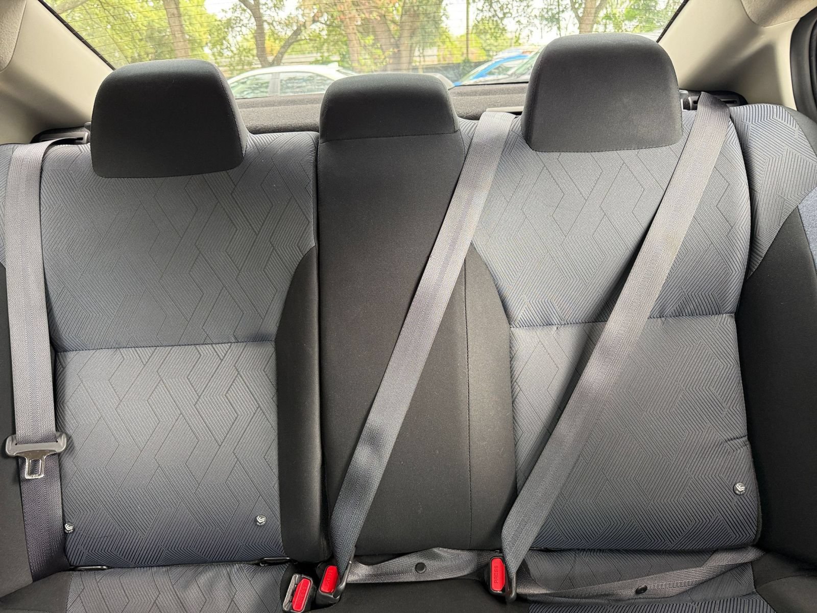 Used 2025 Nissan Versa SV FWD image 34