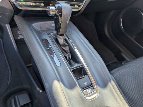 Used 2021 Honda HR-V EX image 24