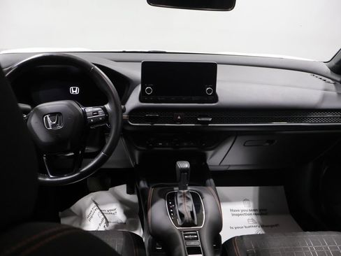 Used 2023 Honda HR-V Sport image 17