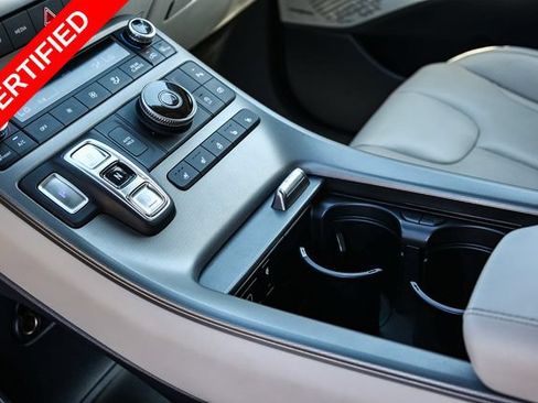 Certified 2023 Hyundai Palisade Limited FWD image 21