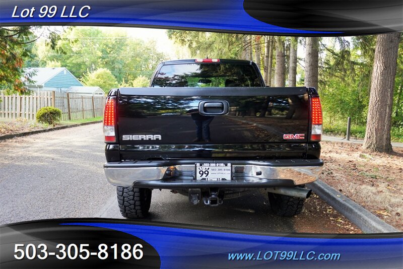 Used 2004 GMC Sierra 2500 SLT w/ Heavy-Duty Power Package AWD/4WD image 10