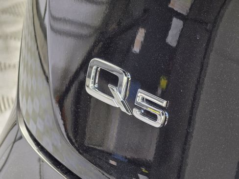 Certified 2024 Audi Q5 2.0T Premium Plus AWD/4WD image 11