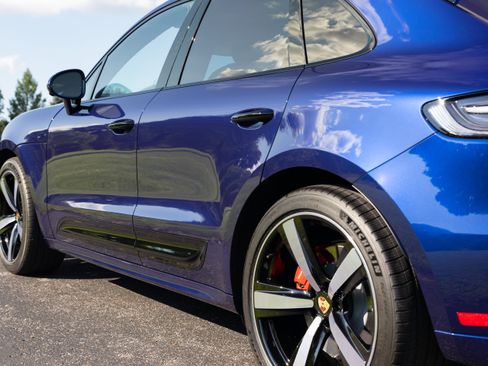 Used 2024 Porsche Macan GTS AWD/4WD image 72