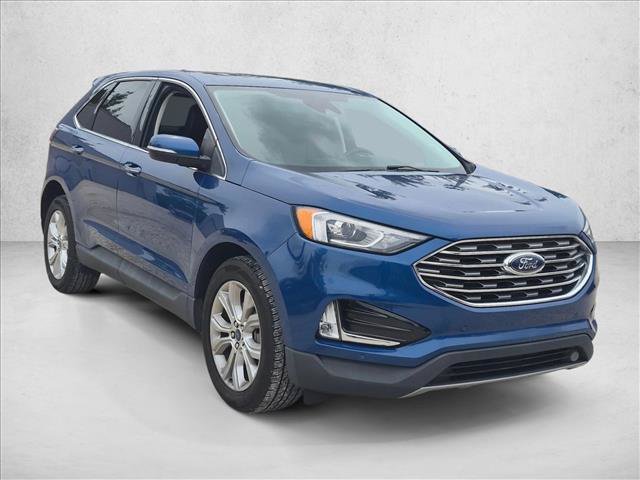 Used 2022 Ford Edge Titanium AWD/4WD image 3