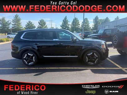 Used 2024 Kia Telluride S w/ S Sunroof Package