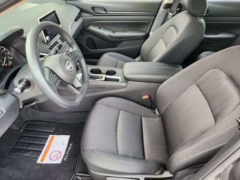New 2025 Nissan Altima 2.5 S image 10