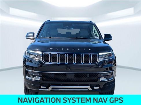 Used 2024 Jeep Wagoneer Series III w/ Premium Group I AWD/4WD image 10