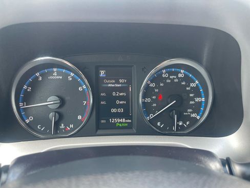 Used 2016 Toyota RAV4 Limited w/ Advanced Technology Package image 28