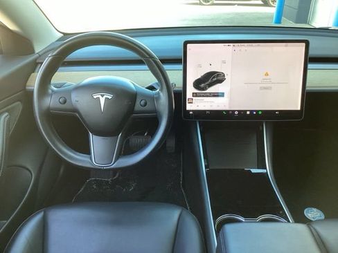 Used 2018 Tesla Model 3 Long Range AWD/4WD image 16