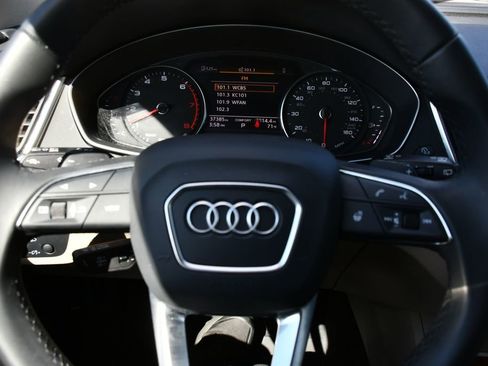 Certified 2023 Audi Q5 2.0T Premium w/ Convenience Package AWD/4WD image 34