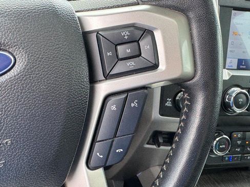 Used 2021 Ford F250 Lariat w/ Lariat Ultimate Package AWD/4WD image 17