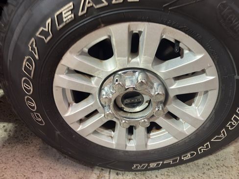 Used 2017 Ford F350 XLT w/ XLT Value Package image 31