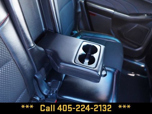 Used 2025 Ford Escape ST-Line AWD/4WD image 25