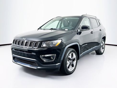 Used 2017 Jeep Compass Limited w/ Navigation Group image 3