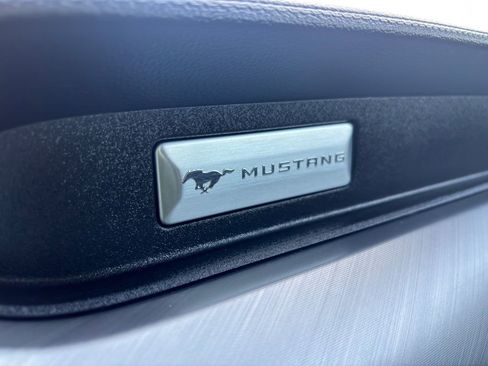 Used 2022 Ford Mustang Premium RWD image 33