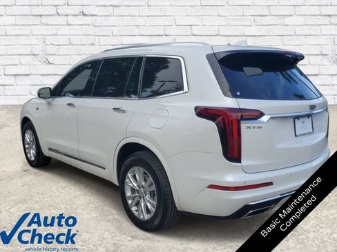 Certified 2024 Cadillac XT6 Luxury FWD image 2