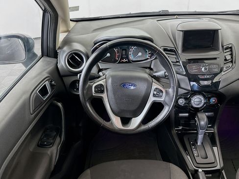 Used 2014 Ford Fiesta SE w/ Equipment Group 201A FWD image 17