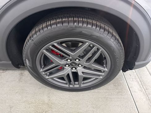New 2026 Ford Explorer ST-Line w/ ST-Line Street Pack RWD image 6