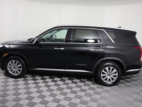 Used 2023 Hyundai Palisade SEL w/ Cargo Package image 5