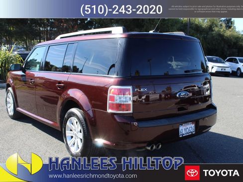 Used 2010 Ford Flex SE image 9