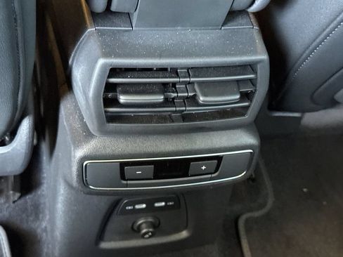 Used 2023 Audi Q4 e-tron Premium Plus w/ Premium Plus RWD image 16