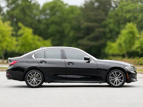 Used 2019 BMW 330i Sedan w/ Driving Assistance Package RWD image 12