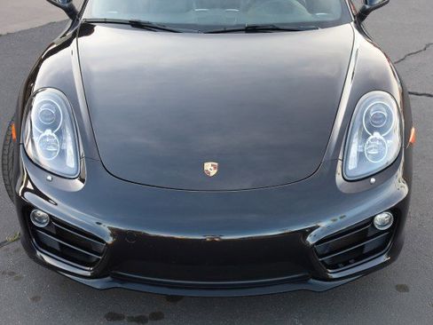 Used 2014 Porsche Cayman image 9