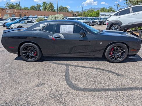 Used 2015 Dodge Challenger SRT Hellcat RWD image 6