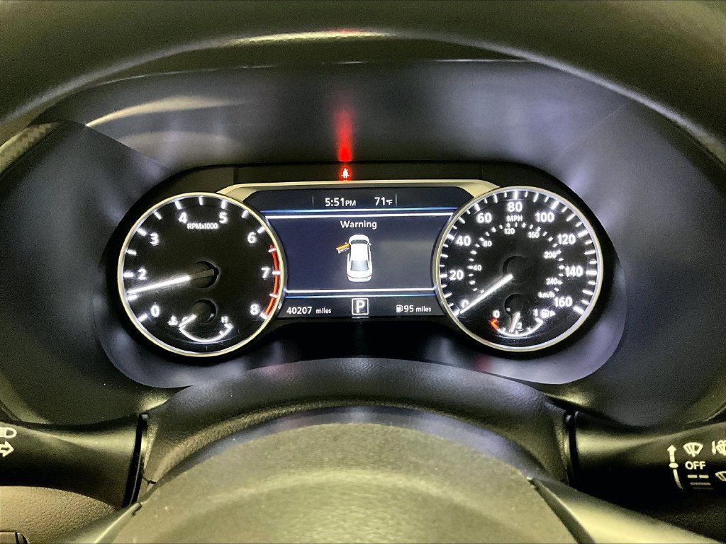 Used 2023 Nissan Sentra SV FWD image 13