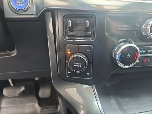 Used 2022 Ford F150 Lariat w/ Equipment Group 502A High AWD/4WD image 19