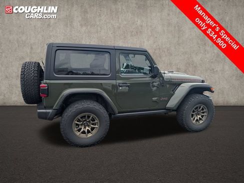 Used 2022 Jeep Wrangler Rubicon w/ Steel Bumper Group AWD/4WD image 8