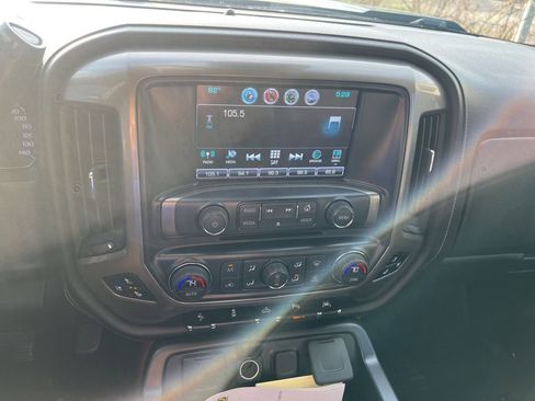 Used 2017 Chevrolet Silverado 1500 High Country AWD/4WD image 8