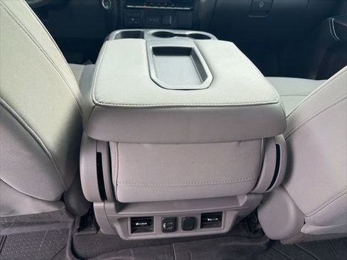 Used 2019 Chevrolet Silverado 1500 LT Trail Boss w/ Convenience Package image 13