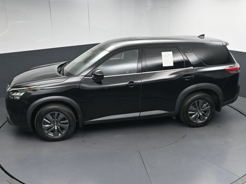 Certified 2024 Nissan Pathfinder S image 38