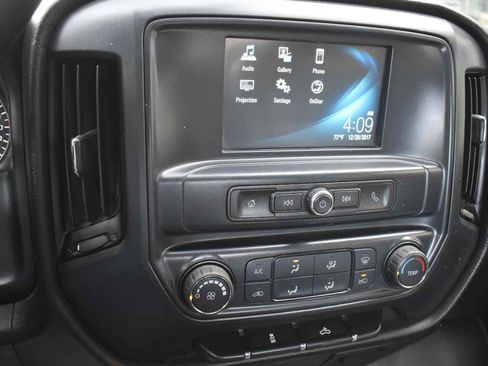 Used 2018 Chevrolet Silverado 3500 W/T RWD image 17