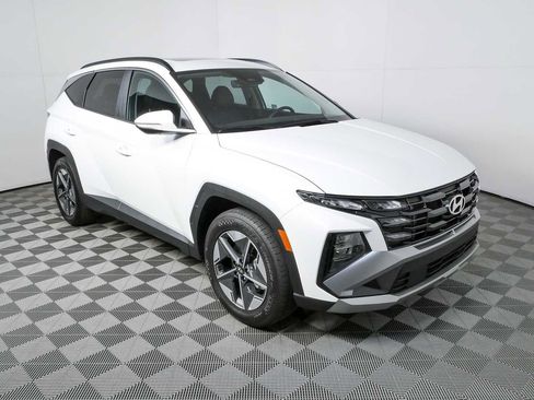 Used 2025 Hyundai Tucson SEL image 1