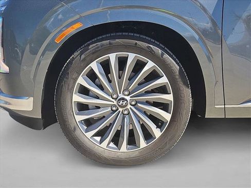Used 2025 Hyundai Palisade Calligraphy image 26
