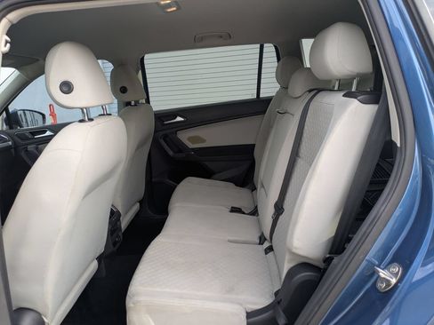 Used 2018 Volkswagen Tiguan S FWD image 15