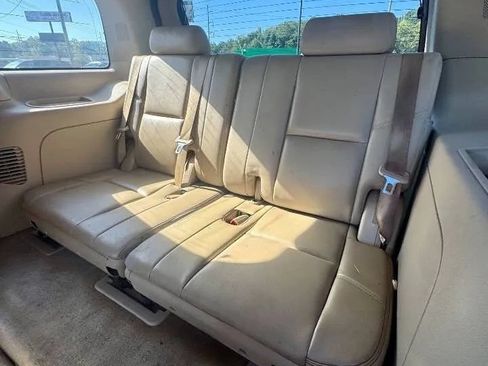 Used 2013 Cadillac Escalade Premium AWD/4WD image 11