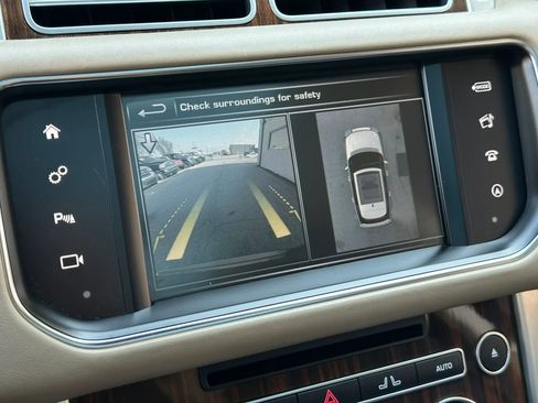 Used 2016 Land Rover Range Rover HSE image 36